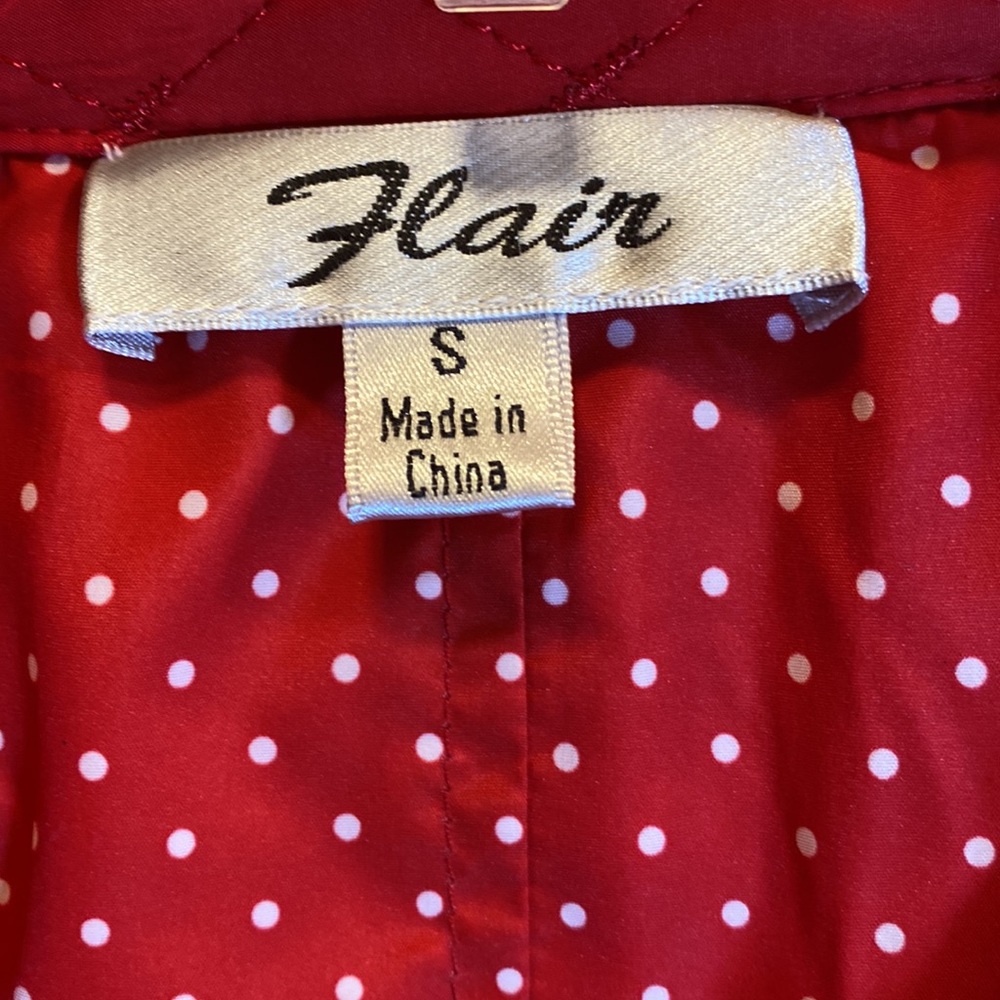 Flair Red Quilted Gold Accents Reversible Button Up Jacket Ladies Small - Picture 12 of 16